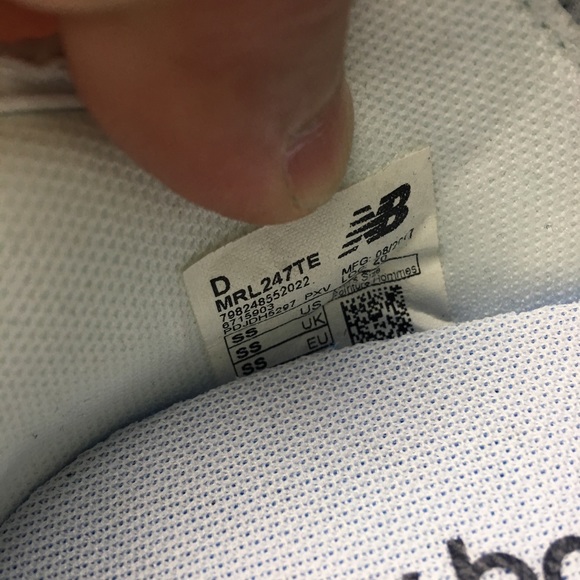 New Balance Running Shoes 247 Mens Size 9 - Picture 6 of 7